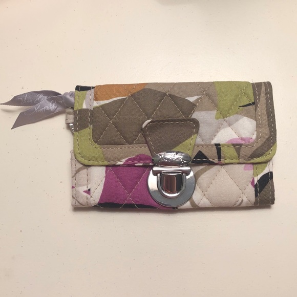 Vera Bradley • “Portobello Road” Folded Wallet - Picture 4 of 7